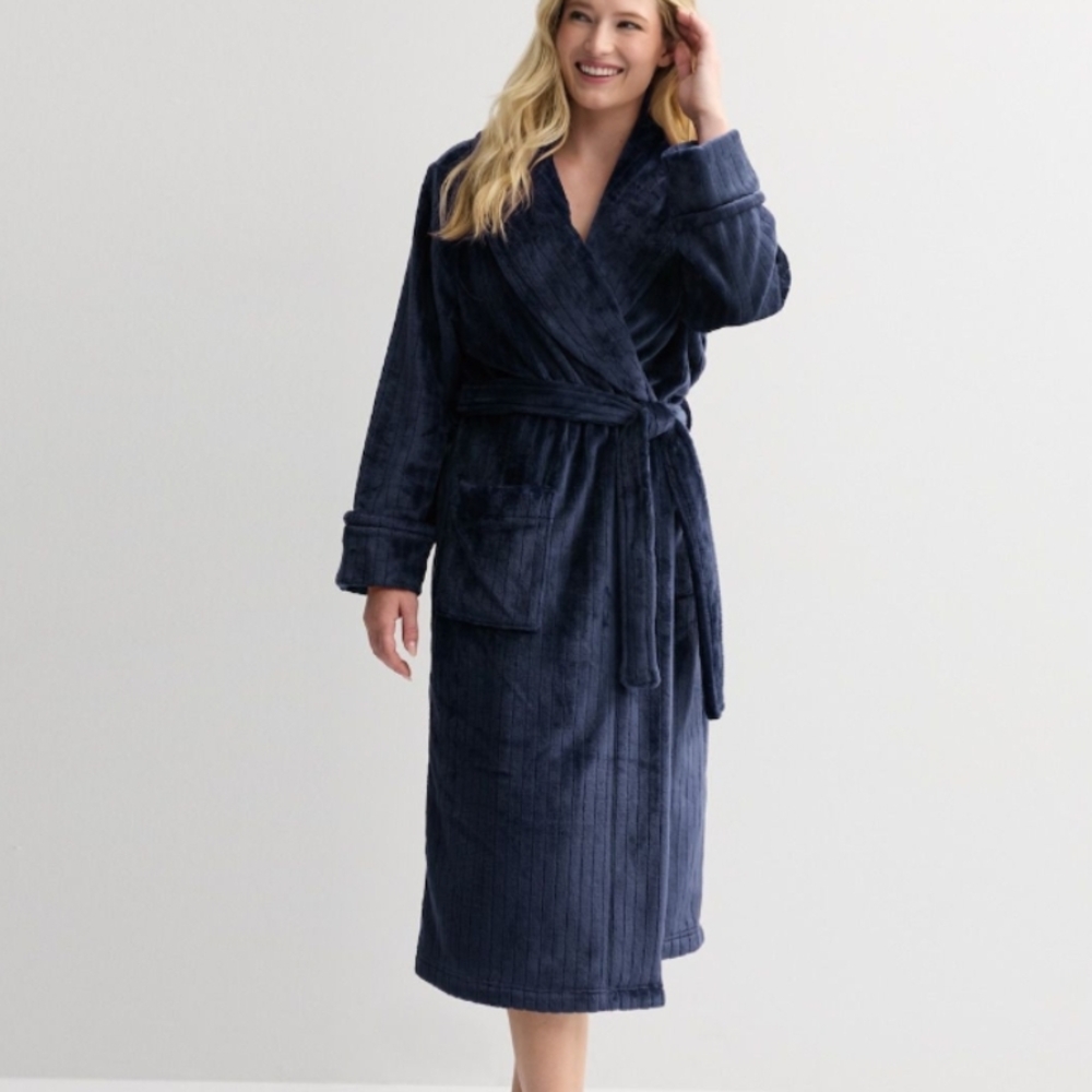 NWT Women's Sonoma Goods For Life SIZE M Long Plush Wrap Robe